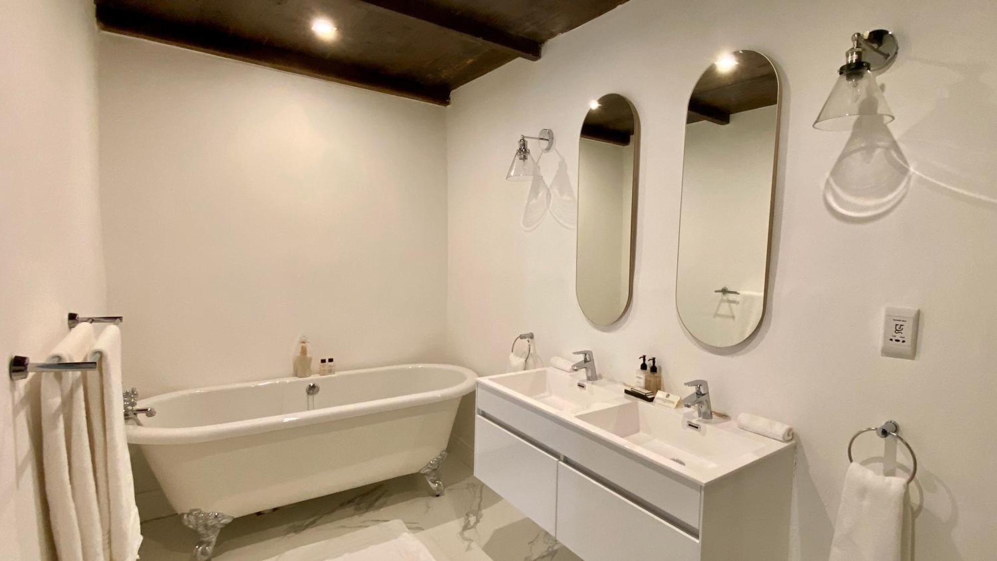 La Paris Estate Hotel Franschhoek Kamer foto