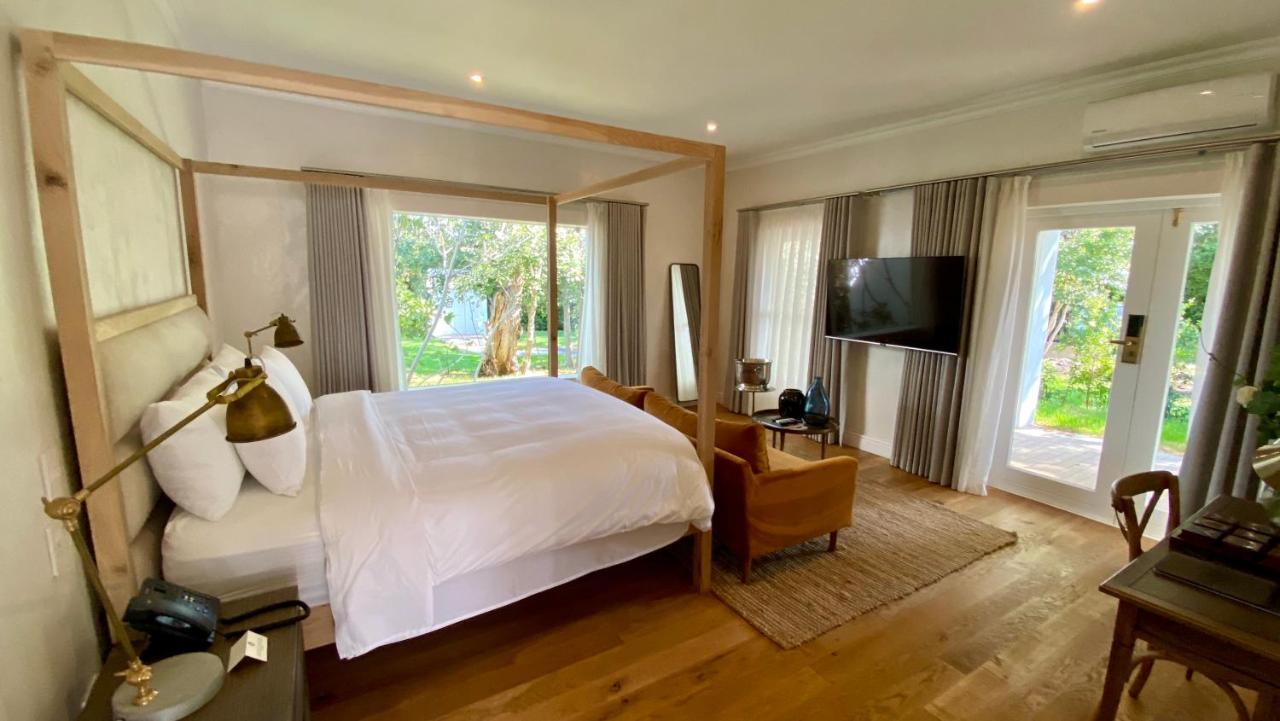 La Paris Estate Hotel Franschhoek Buitenkant foto